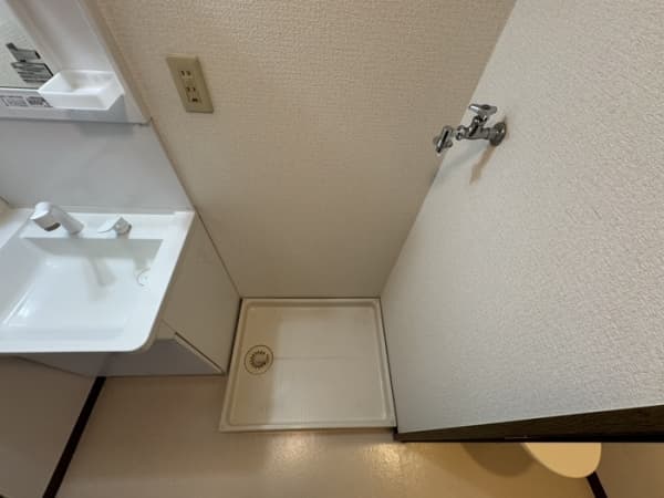 Room image 14