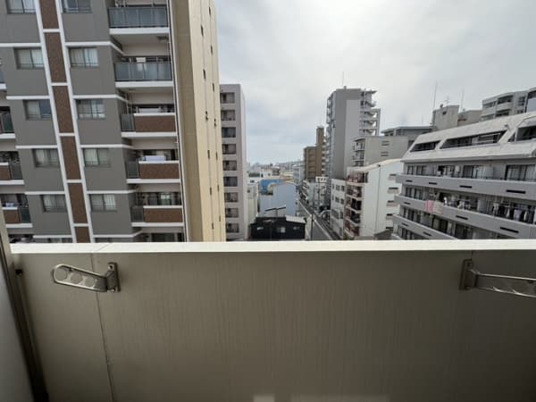 Room image 11