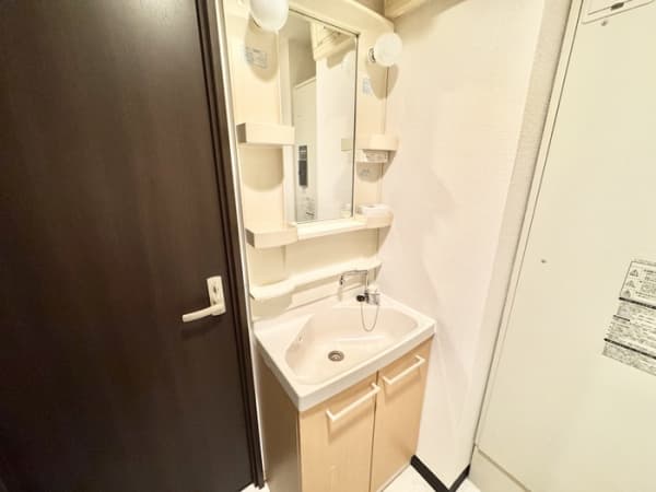 Room image 12