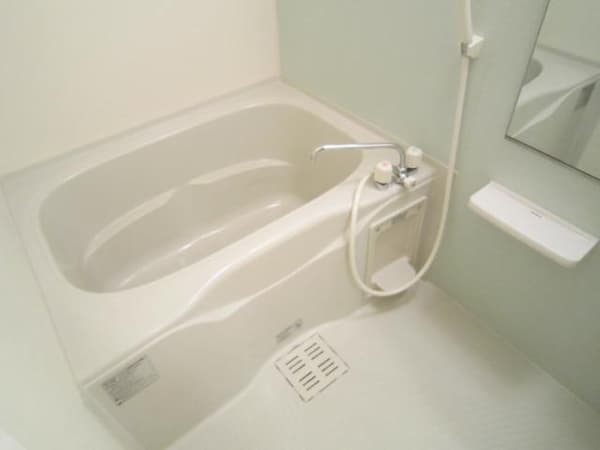 Room image 11