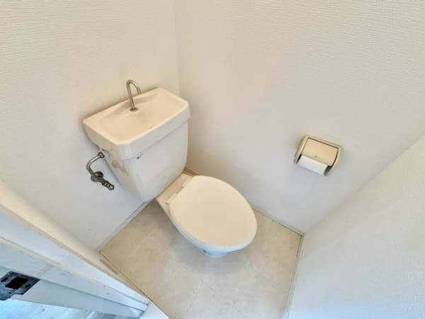 Room image 14