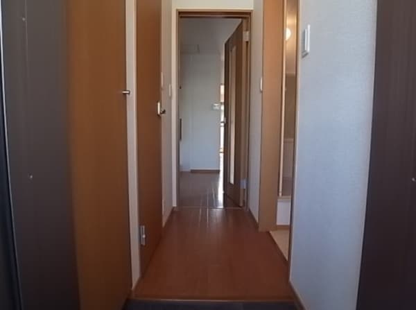 Room image 12