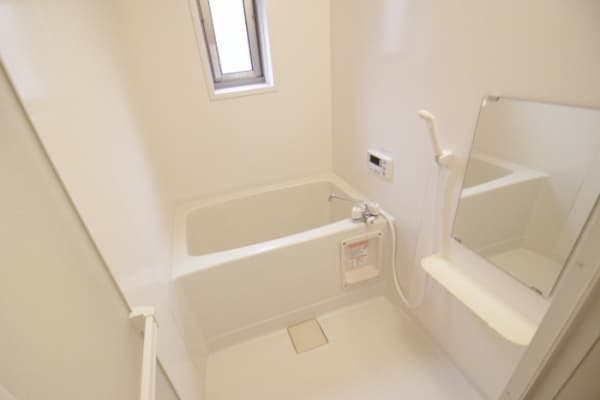 Room image 10