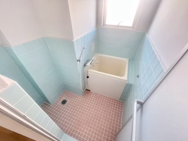 Room image 9