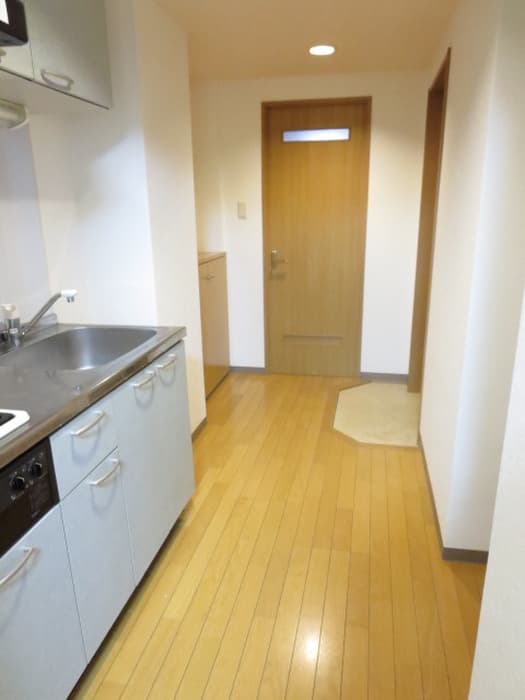 Room image 9
