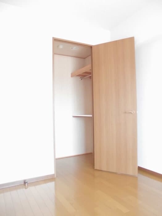 Room image 14