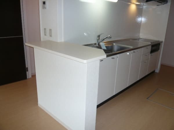 Room image 14