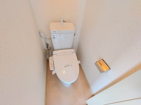 Room image 9