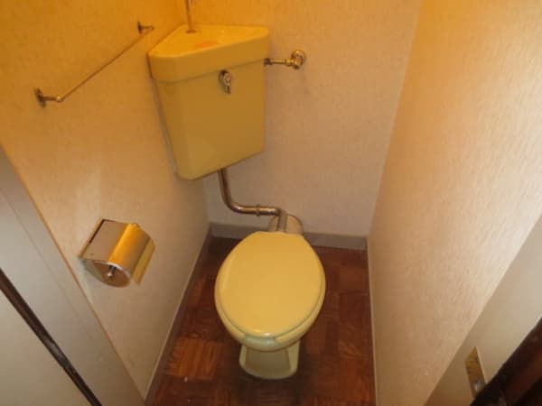 Room image 8