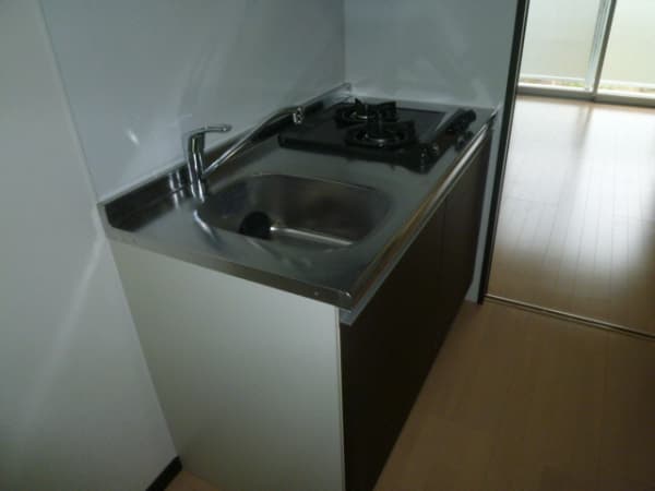 Room image 8