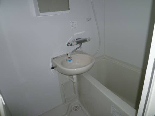 Room image 10