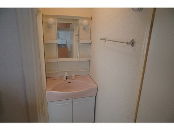 Room image 11