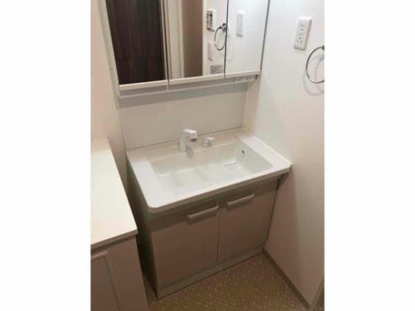 Room image 13