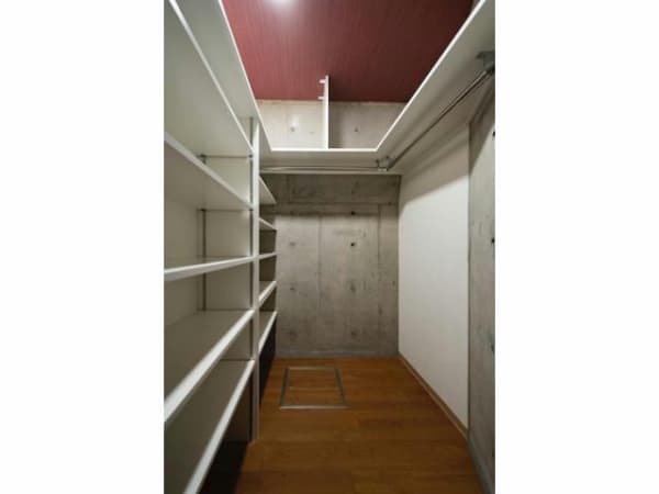 Room image 14