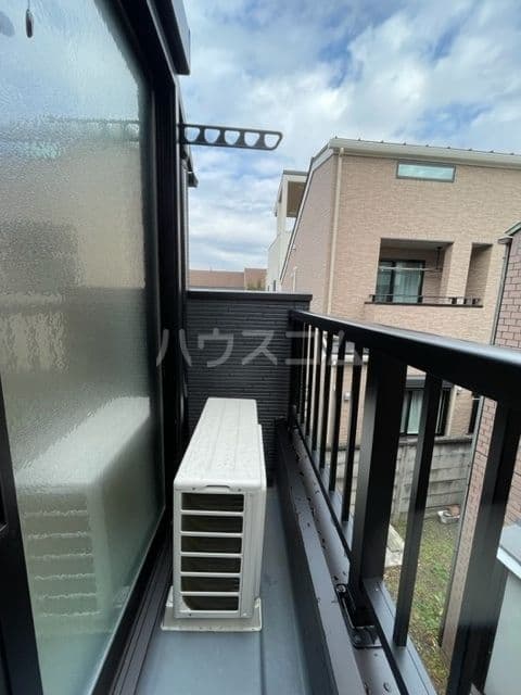 Room image 13
