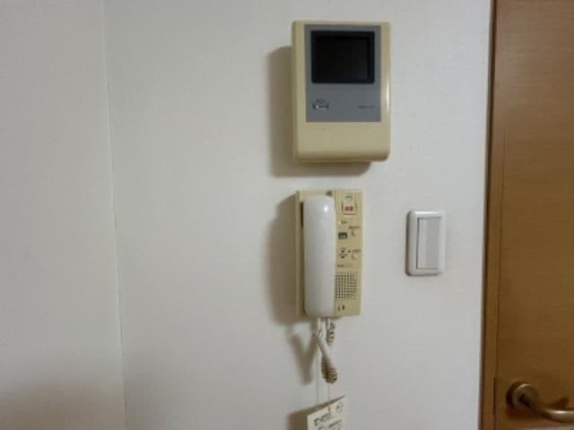 Room image 11