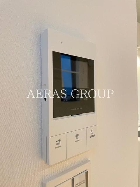 Room image 10