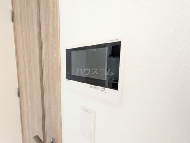 Room image 11