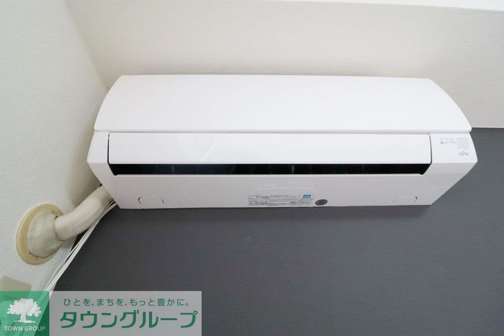 Room image 11