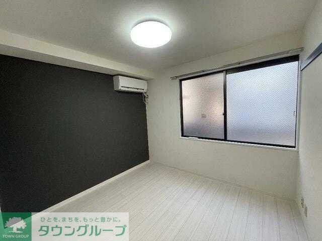 Preview interior of Rb Ribless Warabi