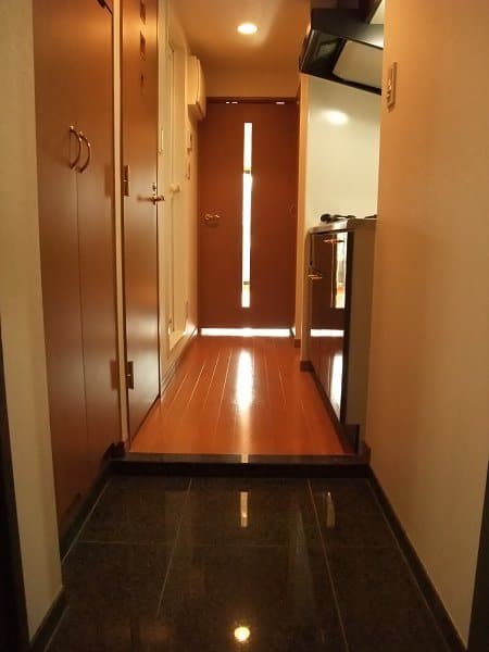 Room image 12