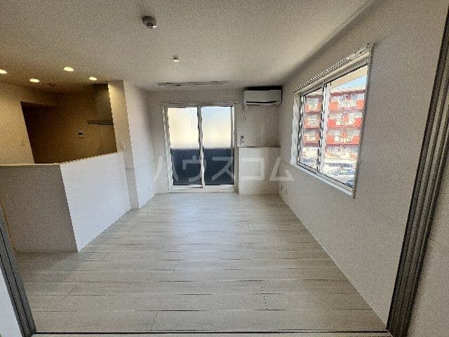 Preview interior of Fleur II ✨[RT]