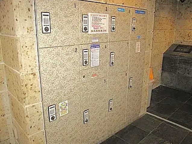 Room image 14