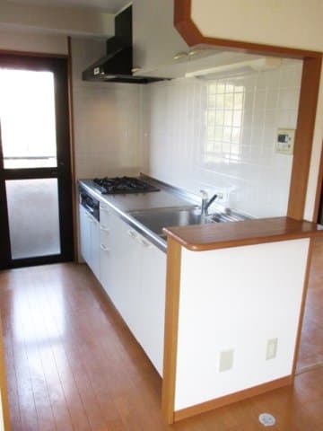 Preview interior of HIGH GROUND MANSION 201  