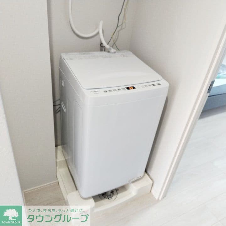 Room image 11