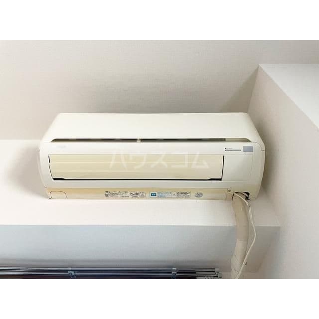 Room image 12