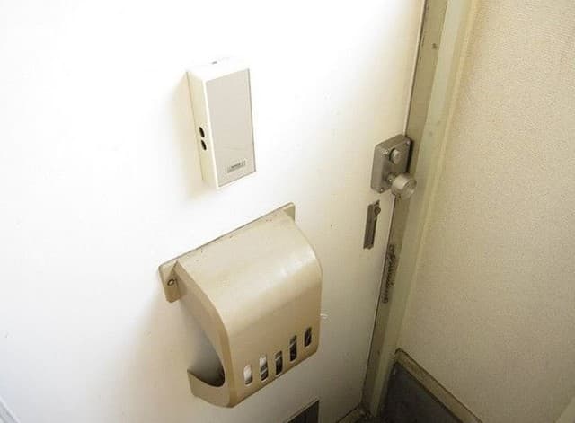 Room image 9