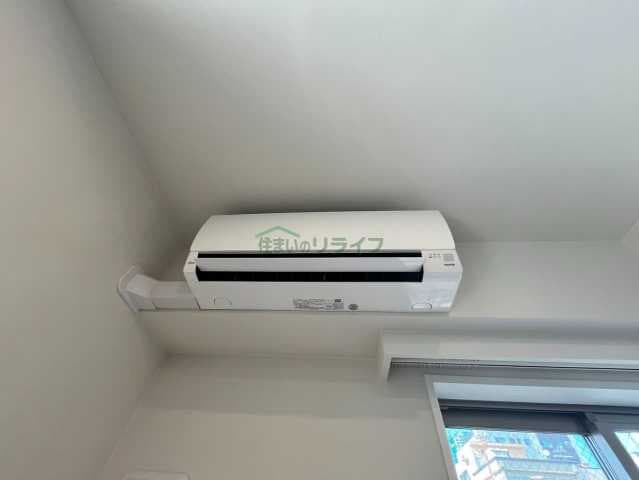 Room image 12