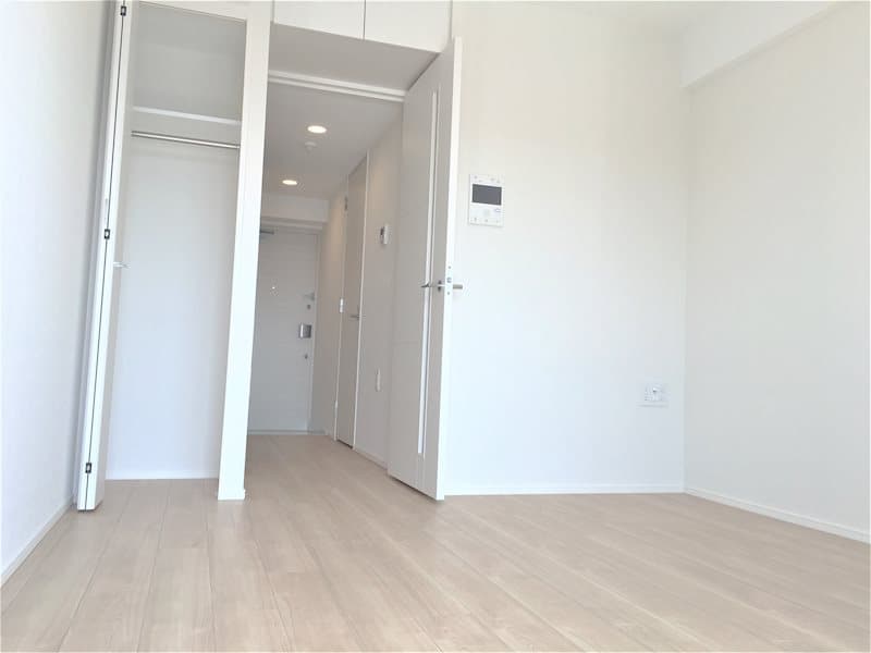 Room image 8