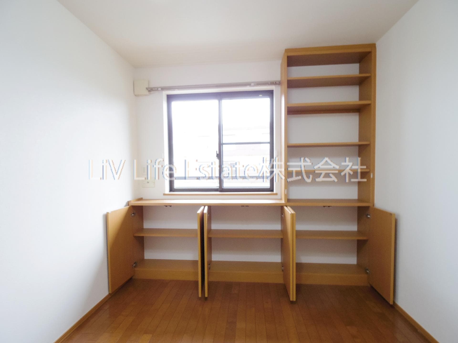 Room image 11
