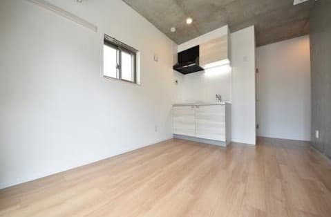 Room image 8