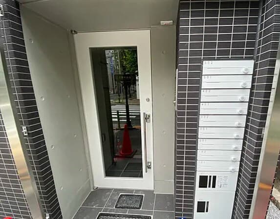 Room image 13