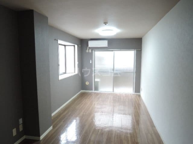 Preview interior of Kaga Heights