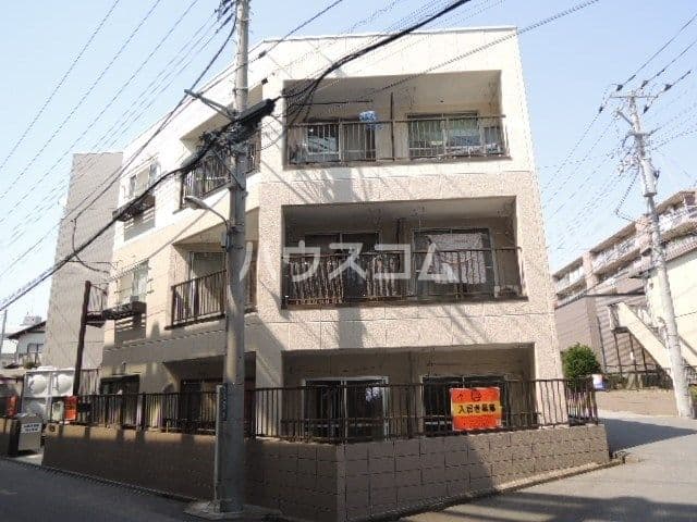 Main exterior of Kaga Heights