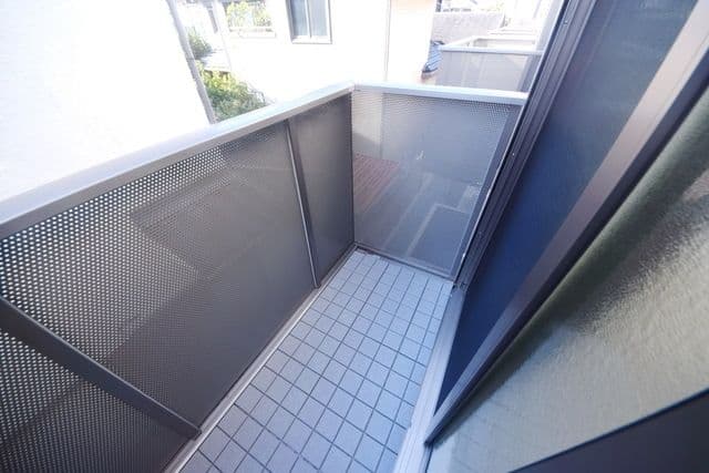 Room image 10
