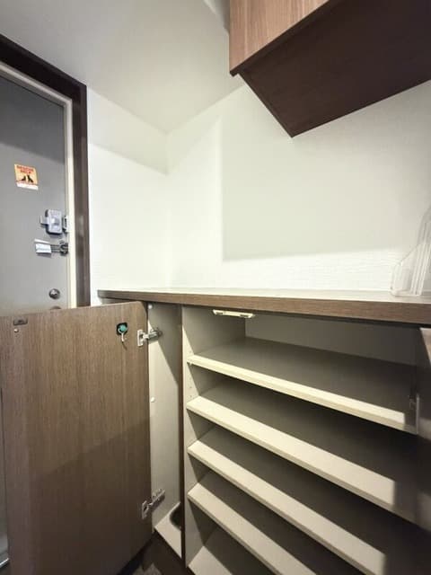 Room image 13