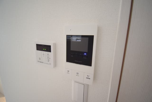 Room image 16
