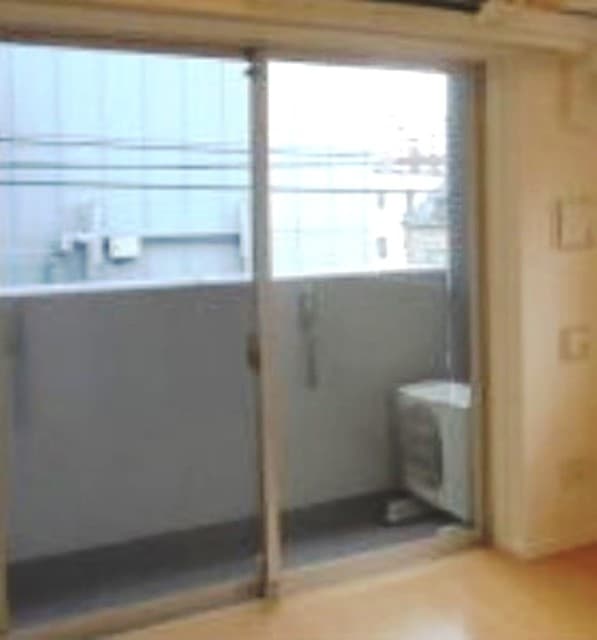 Room image 13