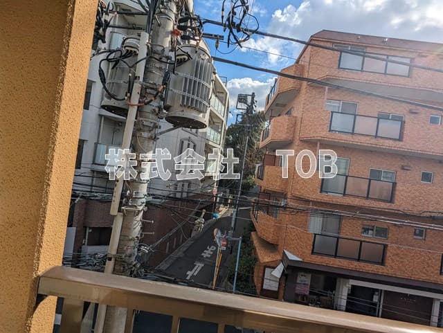 Room image 14