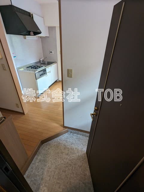 Room image 12