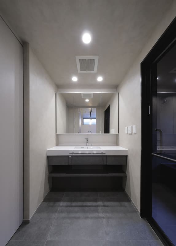 Room image 13