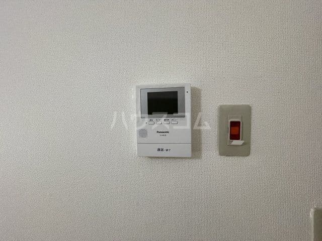 Room image 11