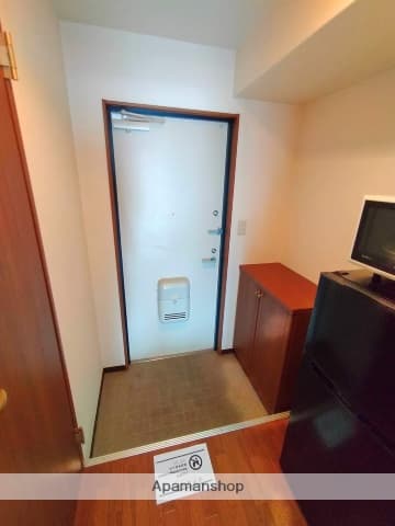 Room image 12