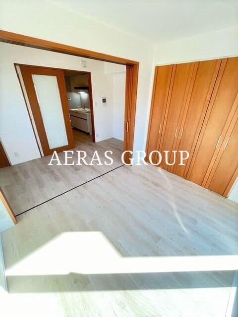 Room image 11