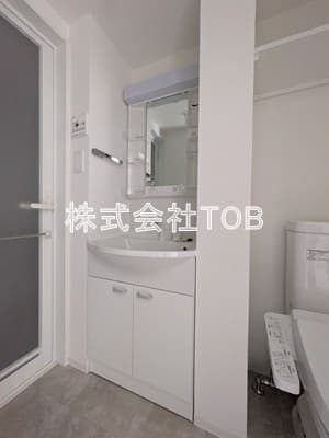 Room image 8