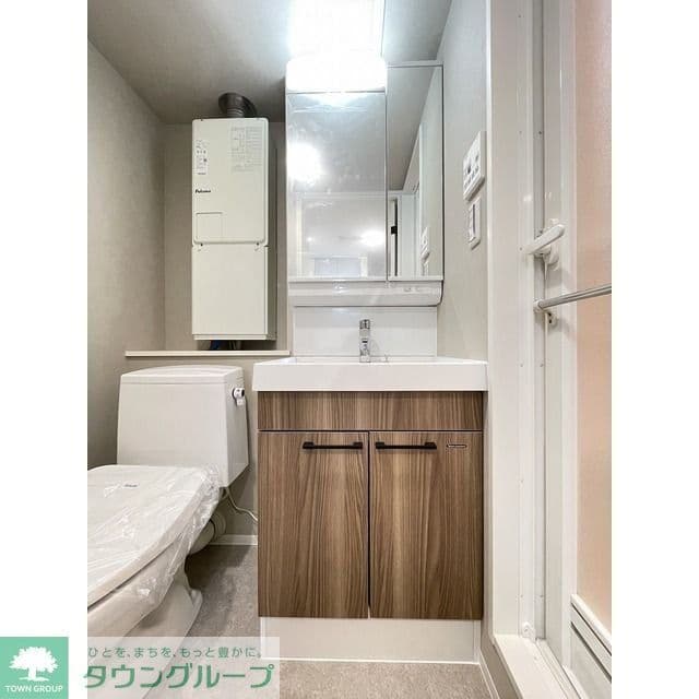 Room image 9